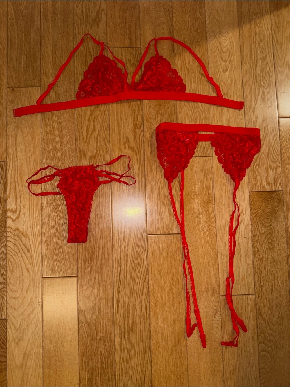 BRAND NEW Red Lace 3-Piece Women’s Lingerie Set